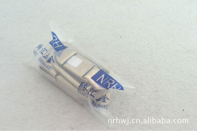 納匯箱扣鎖 優質五金配件，保障箱包安全與耐用